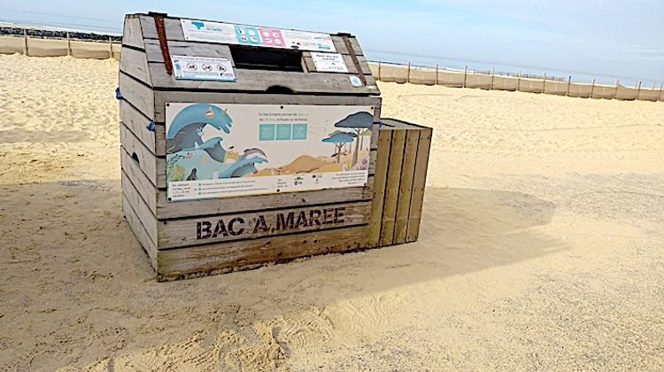 BONNE IDÉE - Des bacs à marée veillent sur les plages boucalaises